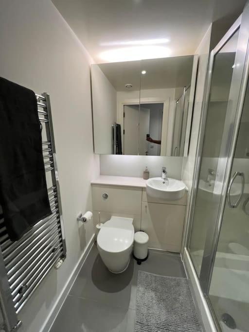 Ferienwohnung Modern 2 Bed - Olympic Park Stratford London Exterior foto